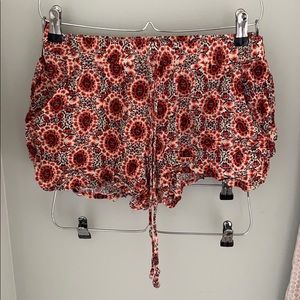 Floral Patterned Soft Shorts